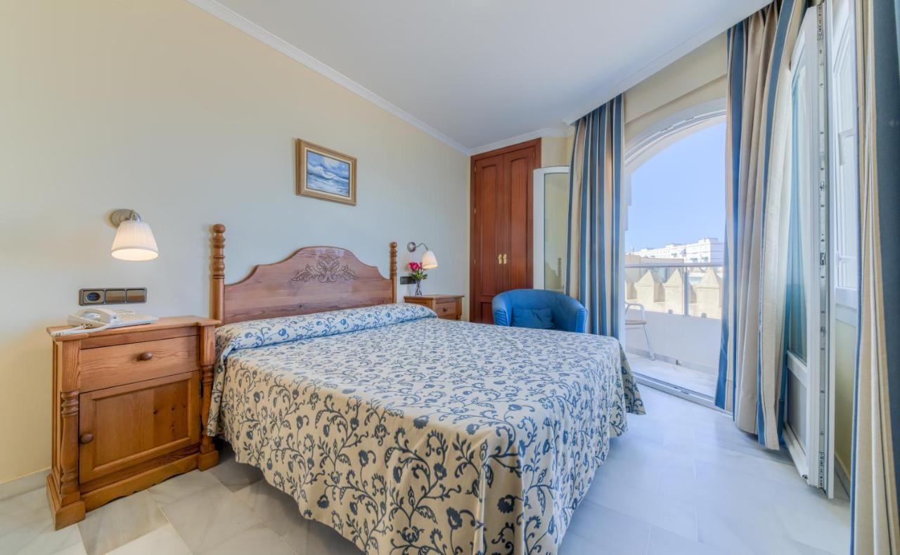 Hotel La Espanola Чипиона Экстерьер фото